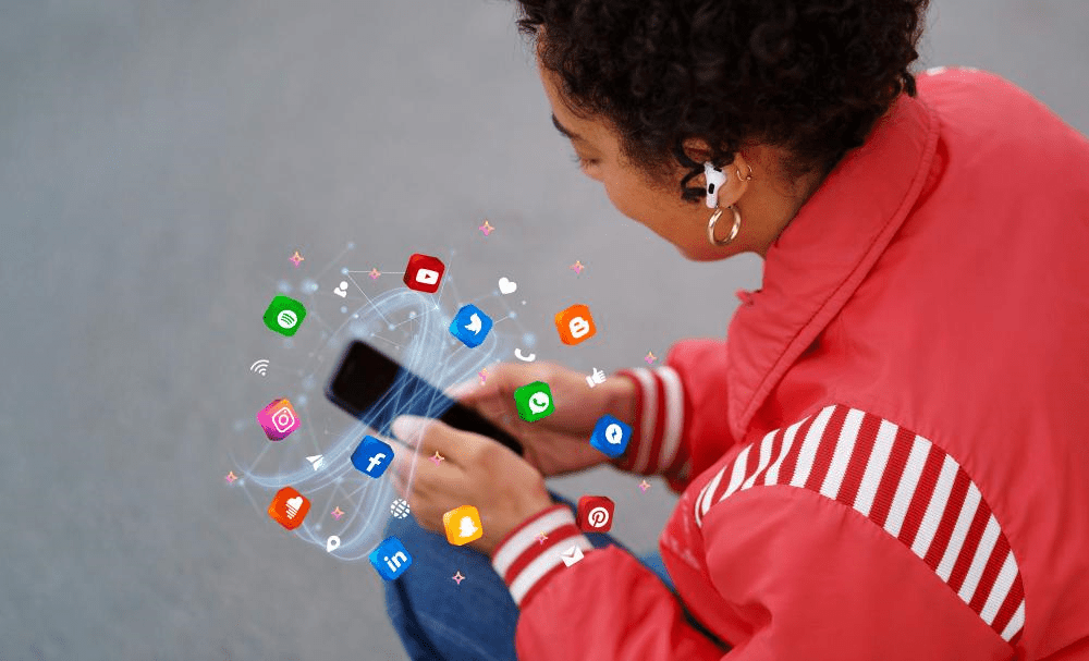 Social Media and Your Career: The Fine Line Between Transparency and Oversharing Social Media and Your Career: The Fine Line Between Transparency and Oversharing